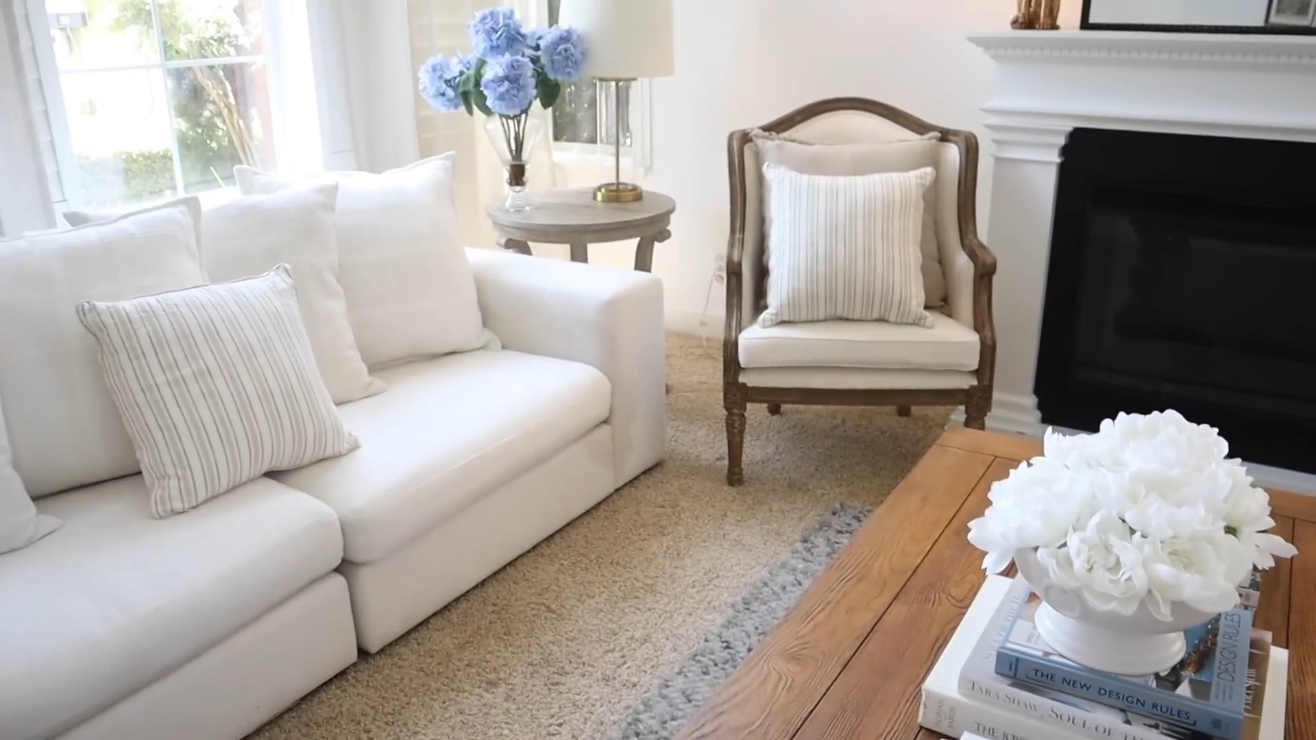 Quick living room cleaning tips