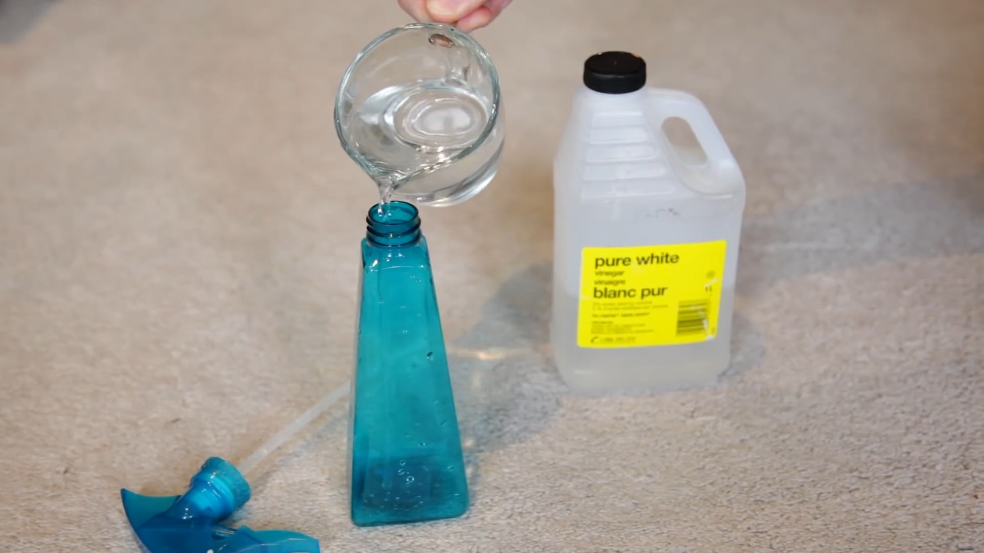 DIY carpet stain remover